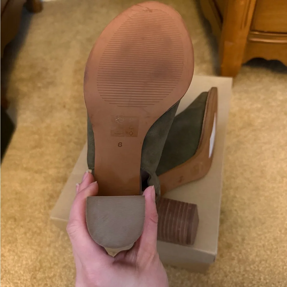 Madewell Olive Green Peep Toe Block Stacked Heel Slingback Heels, size 6 NIB - Picture 8 of 11